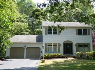 27 King Arthur Dr, Medford, NJ 08055