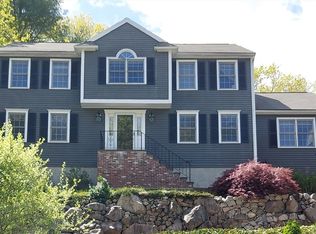 11 Eastmount Rd, Medfield, MA 02052