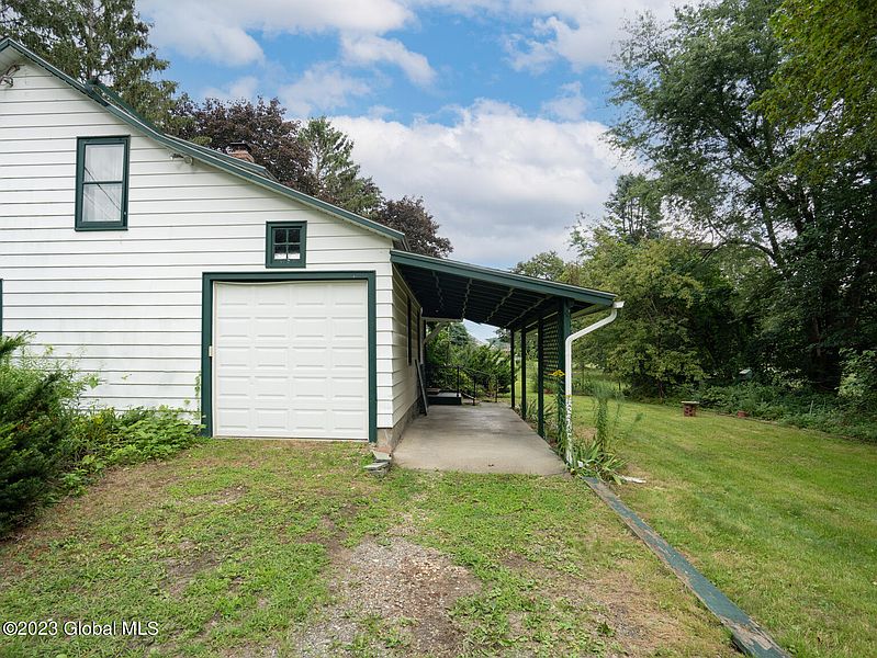 4th image of 27 Maple Lane