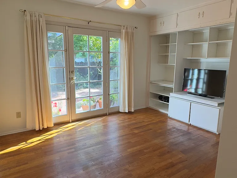 844 Gage Dr — Photo 7