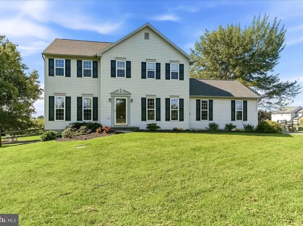 822 Waterway Rd, Oxford, PA 19363