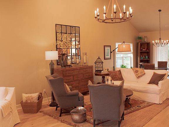 4th image of 226 White Oak Way