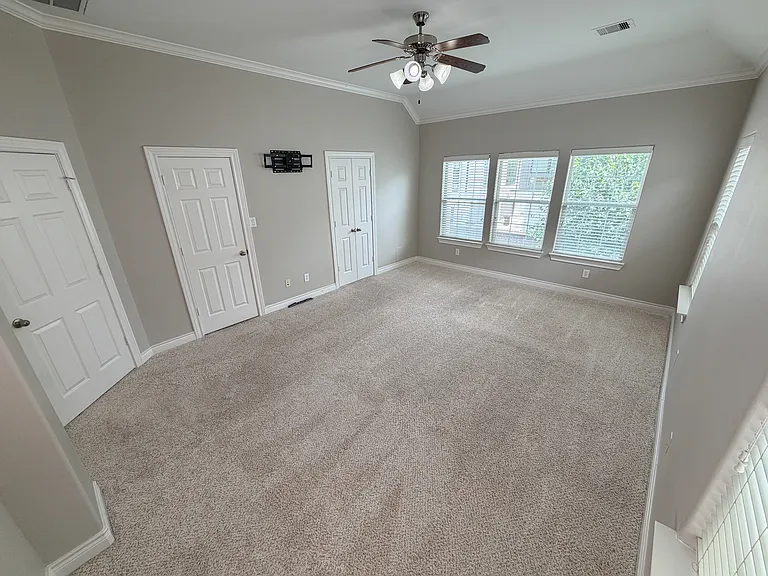 1505 Paige St — Photo 12