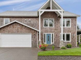 221 19th St NW, Long Beach, WA 98631