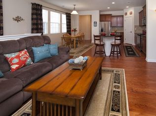 8223 Viewpoint Ln, Cornelius, NC 28031
