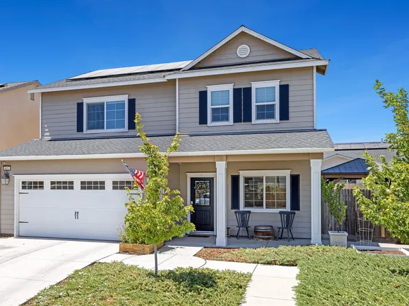 4053 Rialto Ave, Clovis, CA 93619