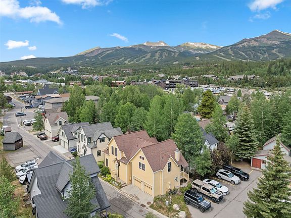 4th image of 304 N Main Street UNIT H1