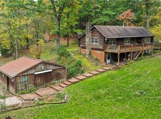 3239 Salineville Rd NE, Carrollton, OH 44615
