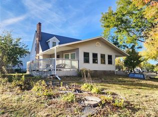 2010 12th St, Eau Claire, WI 54703
