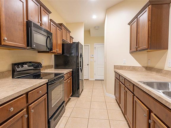 5th image of 15510 CAMPDEN STREET