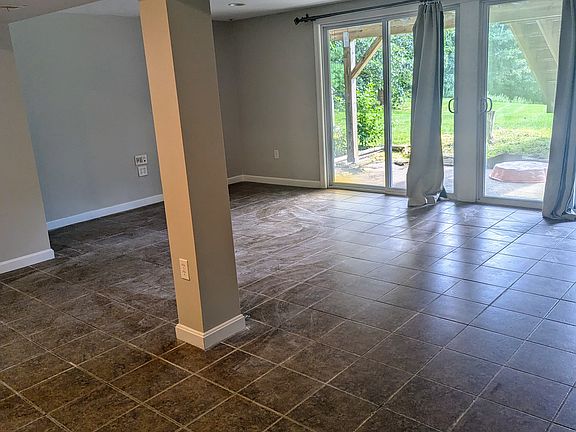 4th image of 118 Bayberry Ln