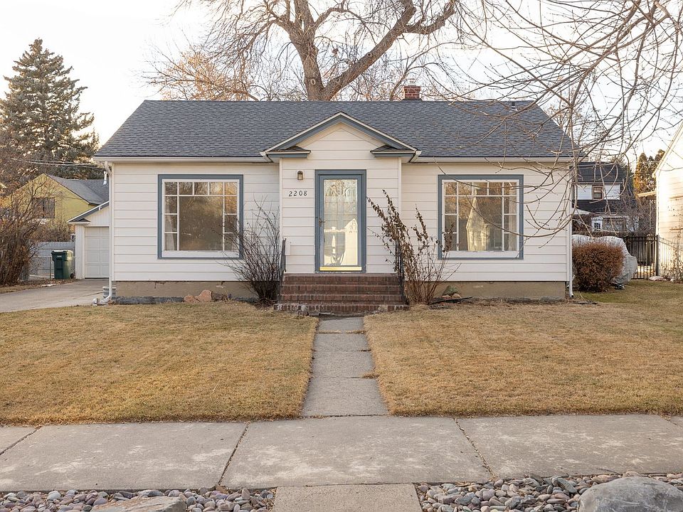 1st image of 2208 Pine St