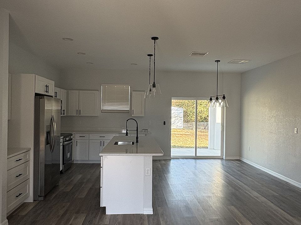 Kitchen and dining space