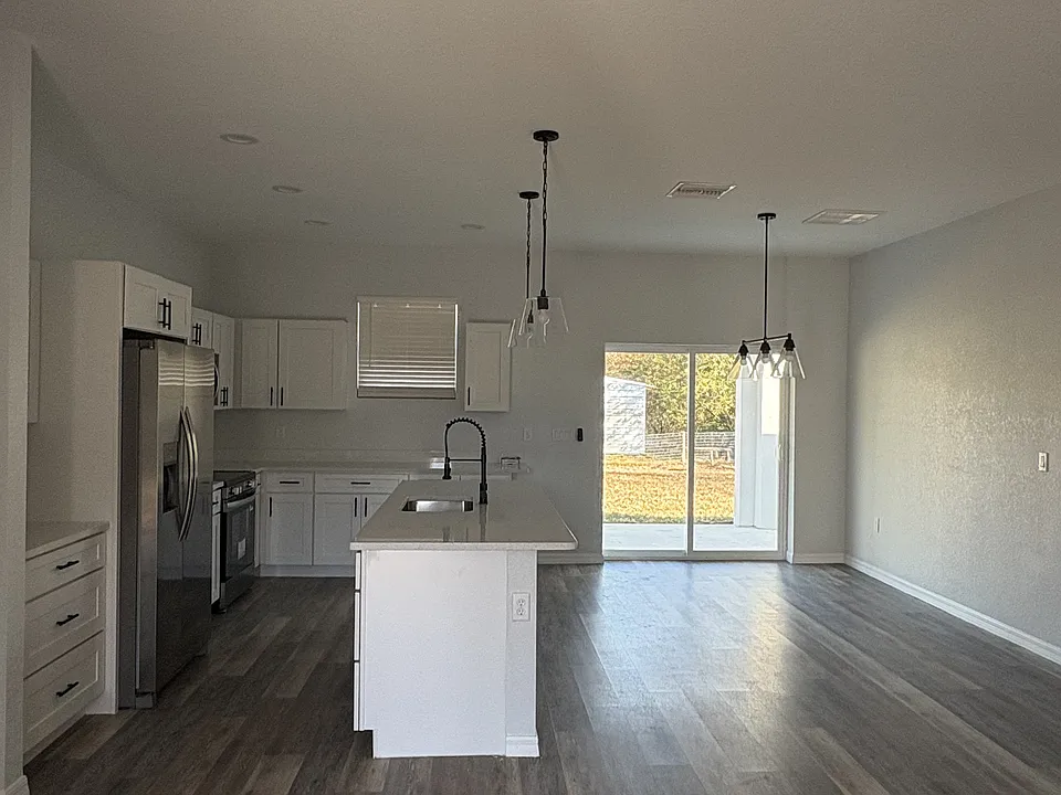 Kitchen and dining space