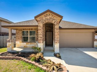 3115 Specklebelly Dr, Baytown, TX 77521