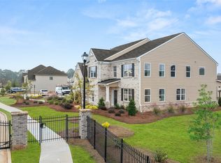 1900 Endress Cir, Hampton, GA 30228