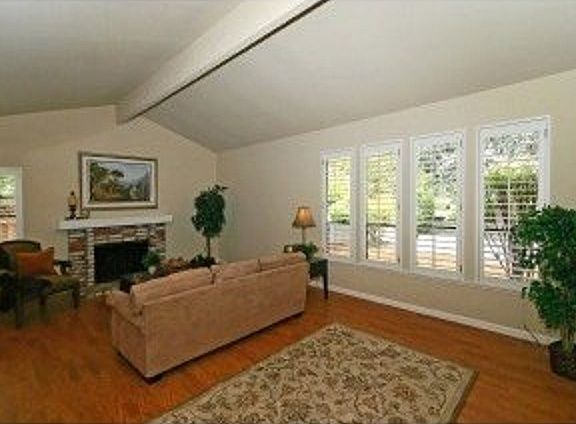 2nd image of 40 Dolerita Ct