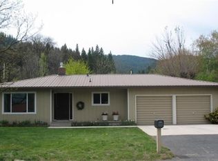 870 Valley View Dr, Quincy, CA 95971