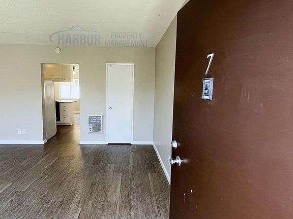 3rd image of 2758 Orange Ave #7