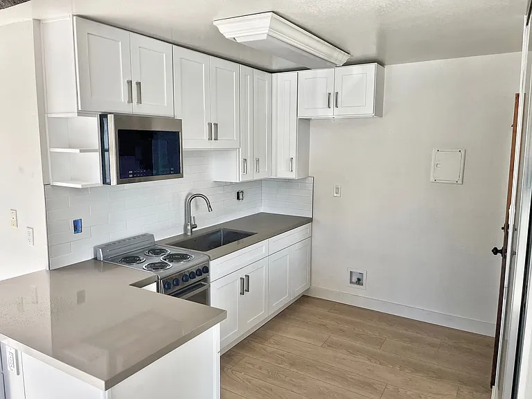 33831 Mariana Dr — Photo 6