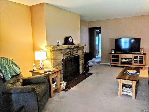 3rd image of 70 Milford St