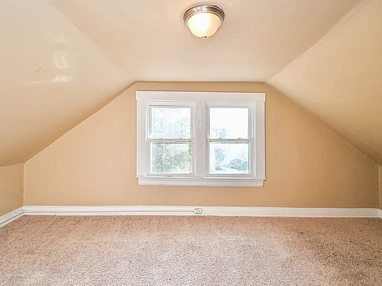 962 Hawthorne Ave #2 — Photo 25