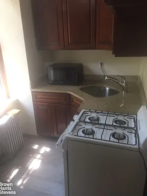 Rented by Brown Harris Stevens | media 23