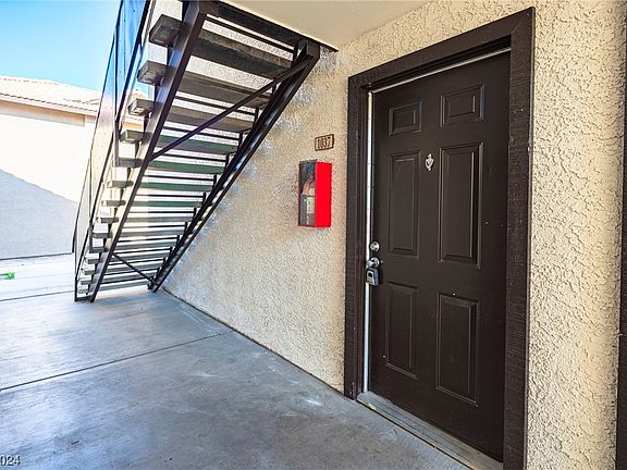3rd image of 2451 N Rainbow Blvd Unit 1037