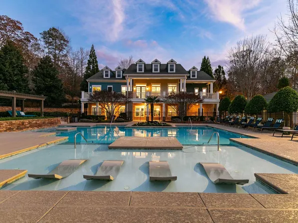 The Jackson Apartments