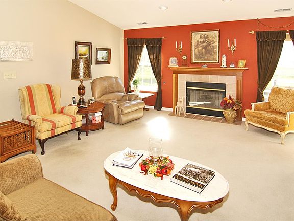 5th image of 5503 Bracken Dr