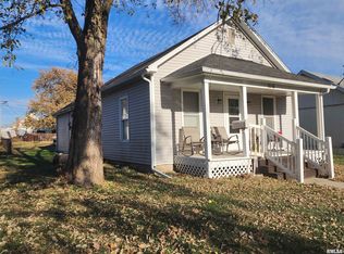 316 Willard Ave, Lincoln, IL 62656