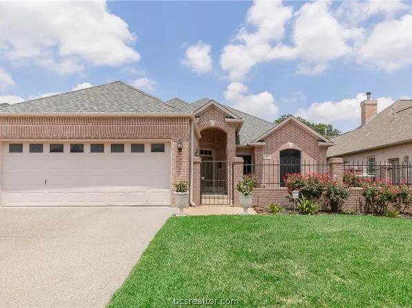 3116 Broadmoor Dr, Bryan, TX 77802