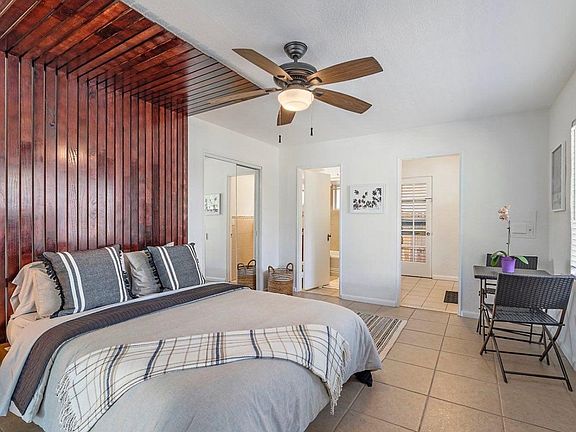 3rd image of 101 Lucerne Ave #1
