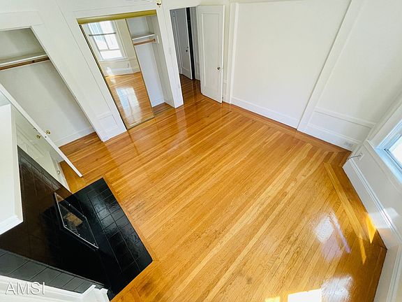 4th image of 1337 California St Unit 5