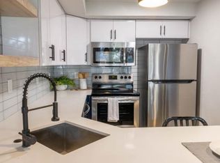 404 E Stoughton St #RH3G5U0GA, Champaign, IL 61820