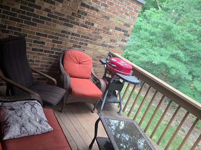 1695 Shoemaker Dr — Photo 9