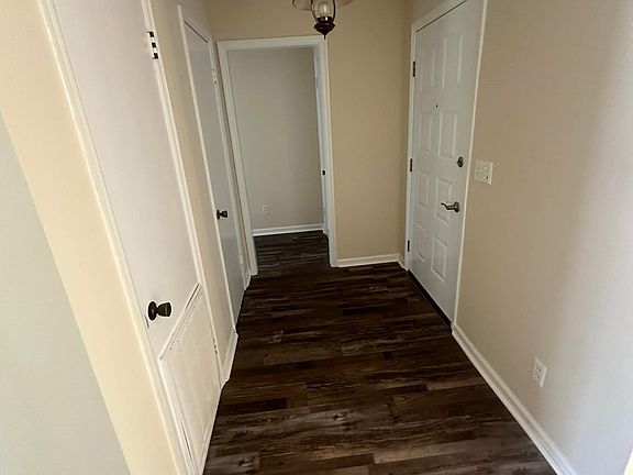 3rd image of 107 Shellfield Rd