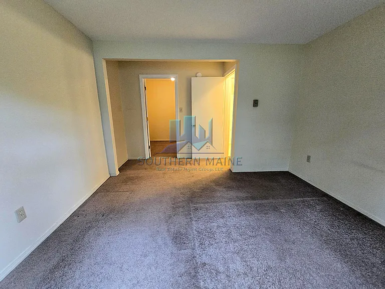 576 Riverside Dr #17 — Photo 3
