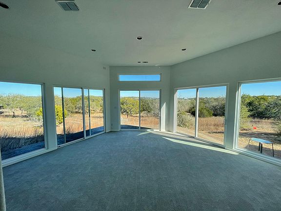 living room with large deck