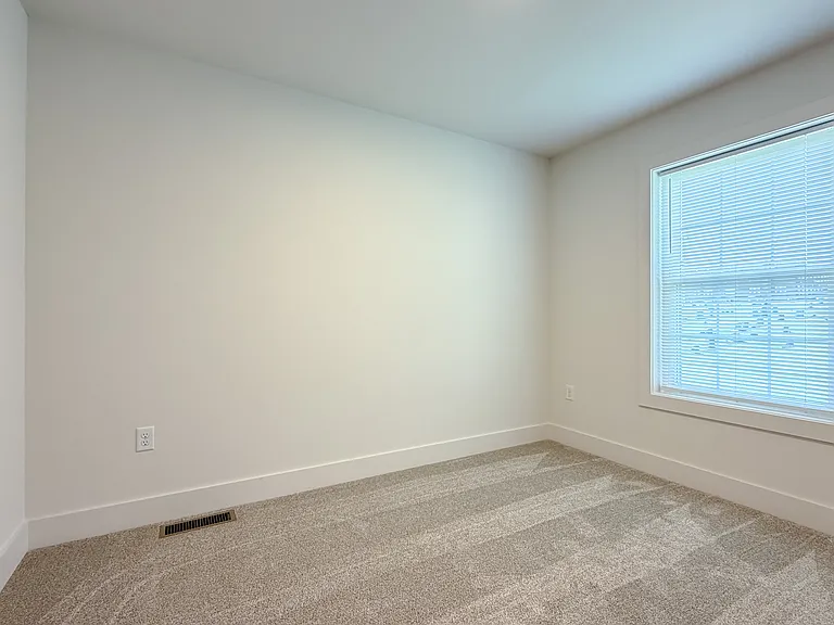 273 Locust St — Photo 24