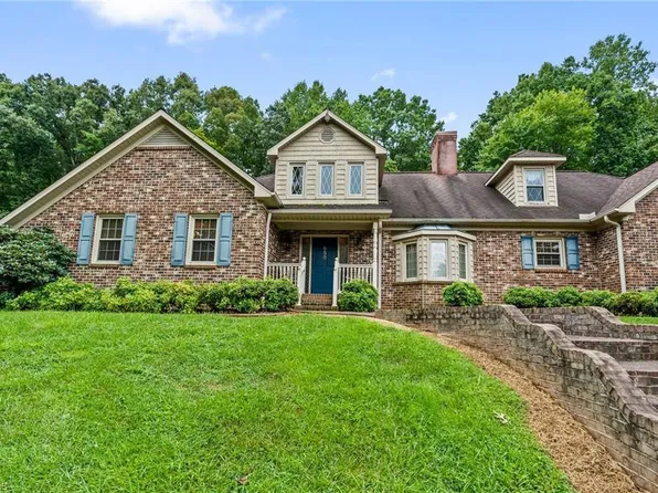 650 Honeywell Dr, Rural Hall, NC 27045