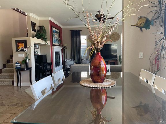 5th image of 4925 Paramount Way