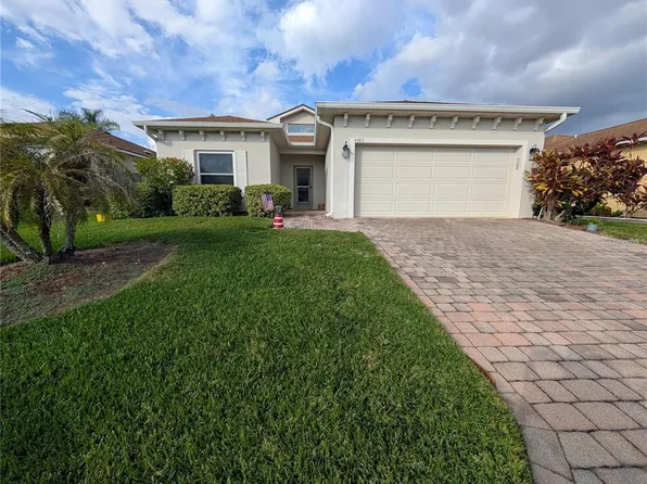 4480 Strathmore Dr, Lake Wales, FL 33859