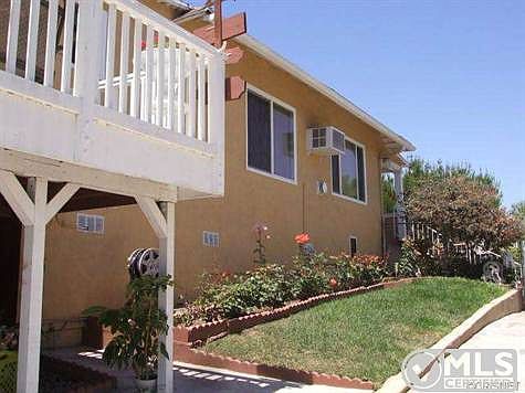 5th image of 1420 Angelus Ave