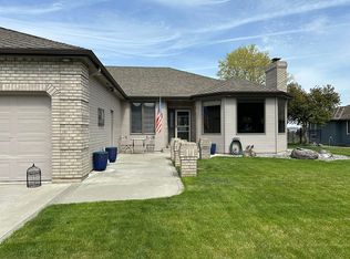 3930 S Morain Loop, Kennewick, WA 99337