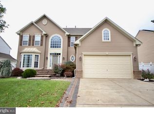 305 W Crossing Dr, Mount Royal, NJ 08061