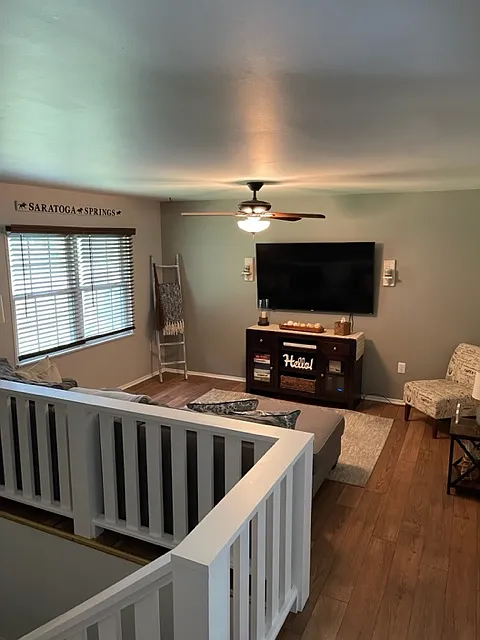 3 bed, 1700 sqft, $3,300 — Photo 3