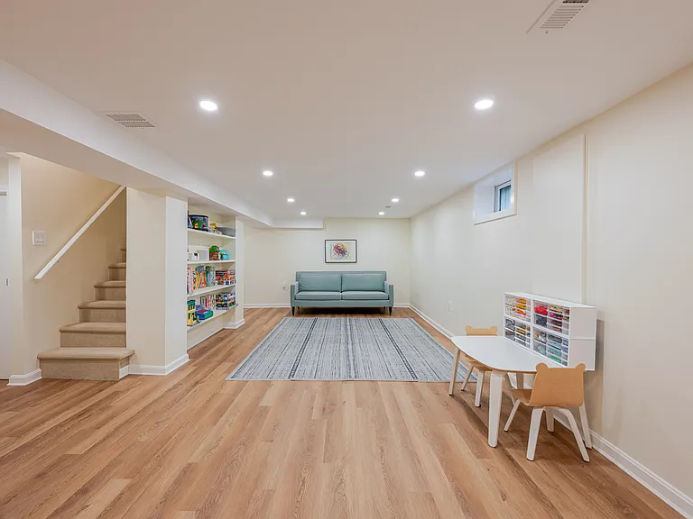 3906 Ingomar St NW — Photo 15