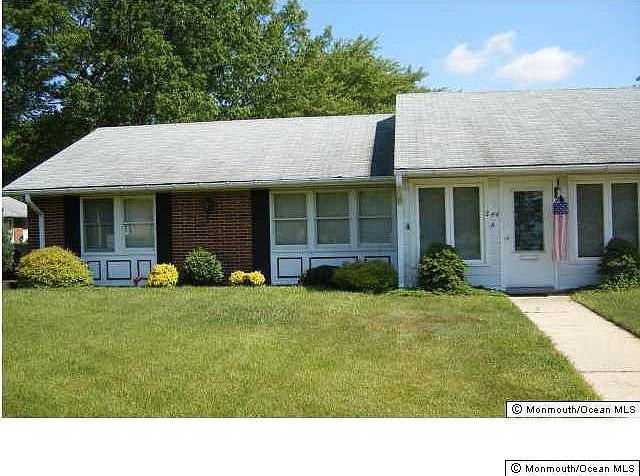 1st image of 244A Jefferson Ct