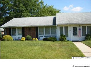 244A Jefferson Ct, Lakewood, NJ 08701